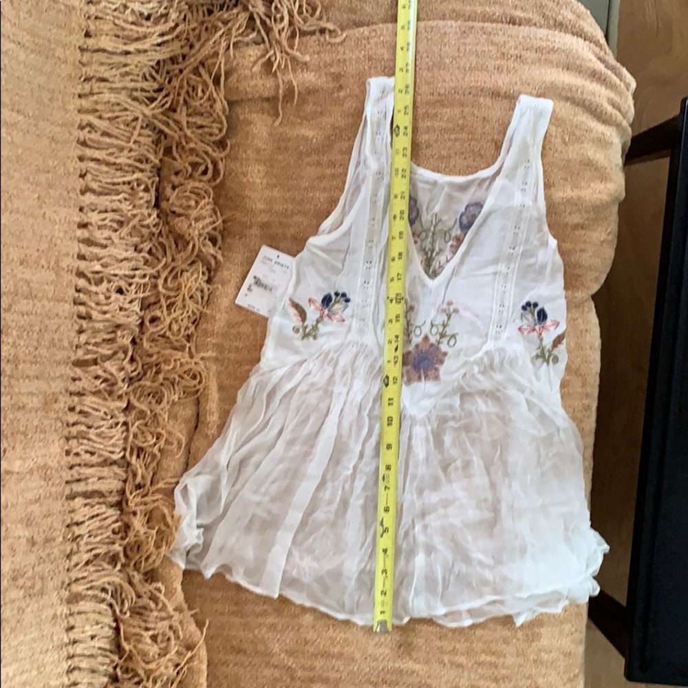 Free People embroidered top sz small NWT - Picture 8 of 13